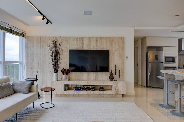 Luxo/Quadra-mar/PraiaBarra-Norte/4suítes/AR/2vagas