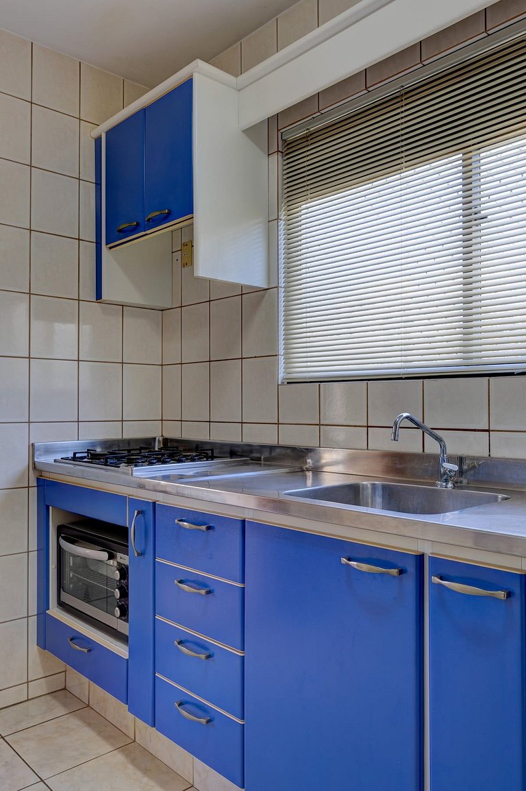 400mpraia/Ar-sala e quarto/Churrasqueira na Sacada