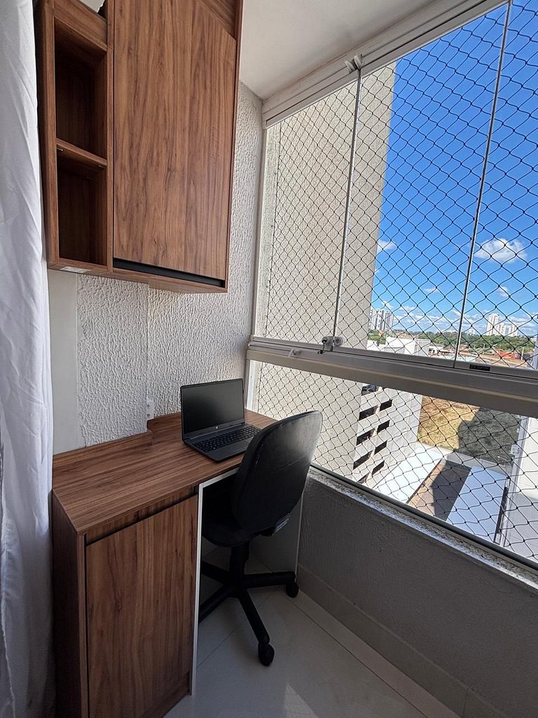 Gleba impecável com ar, churrasqueira e piscina
