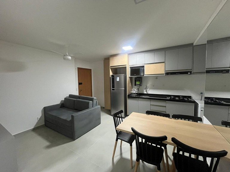 Central novo 2 quartos com Ar-Cond e home office