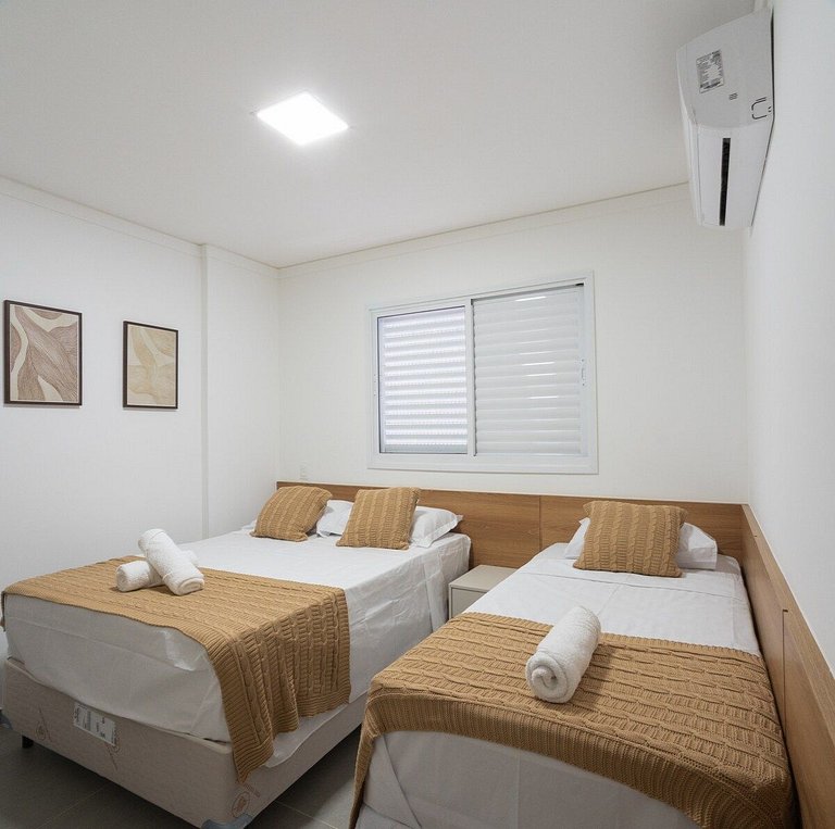 Central Novíssimo | 2 Qtos Ar Q/F + Lava e Seca