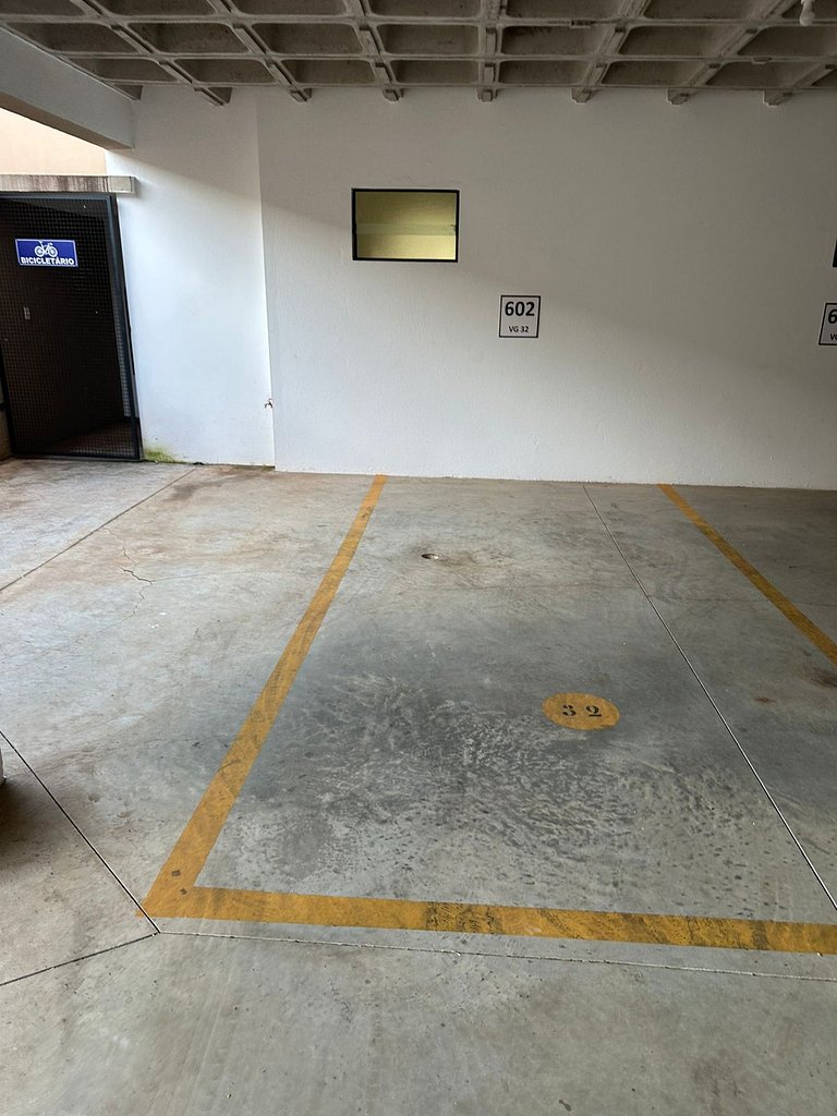 Central Novíssimo | 2 Qtos Ar Q/F + Lava e Seca