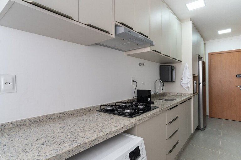 Central Novíssimo | 2 Qtos Ar Q/F + Lava e Seca