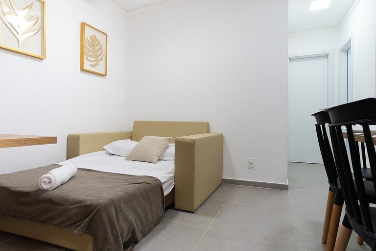 Central Novíssimo | 2 Qtos Ar Q/F + Lava e Seca