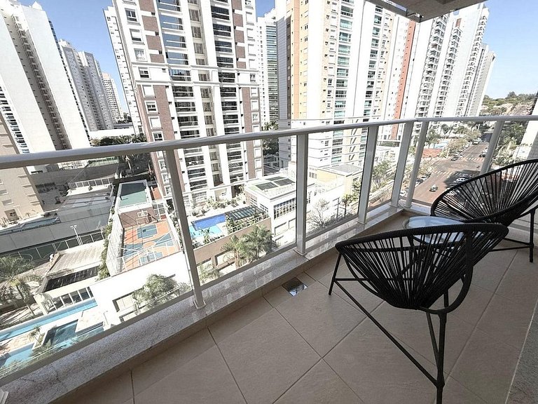 Gleba com sacada, ar, piscina, gym/salão de jogos