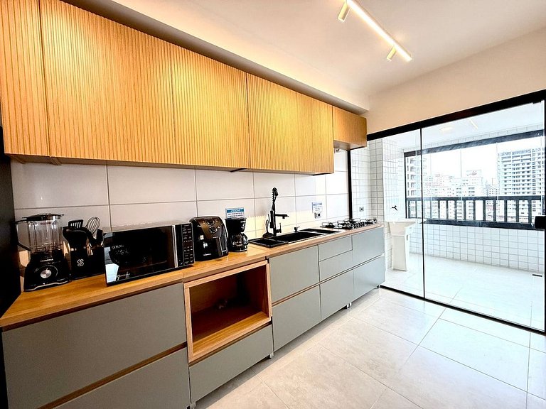 Guilhermina novo,100% climatizado e churrasqueira