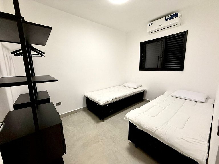 Guilhermina novo,100% climatizado e churrasqueira