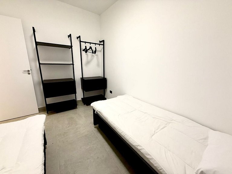 Guilhermina novo,100% climatizado e churrasqueira