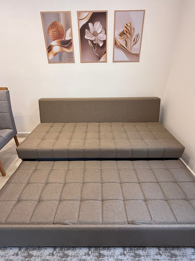 100m•praia Embaré • 100% climatizado e reformado