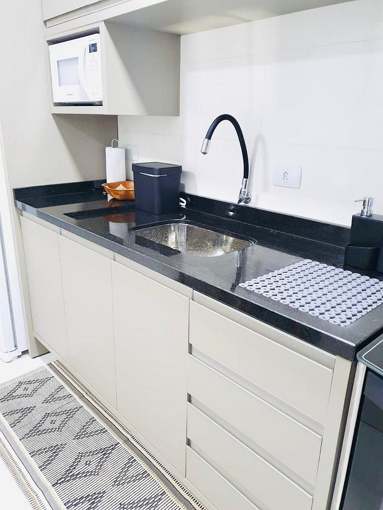 Vista mar lateral |Ar nos 2 quartos |100m da praia