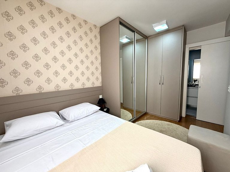 3Q • Ar • Piscina • Academia • Próx Gleba