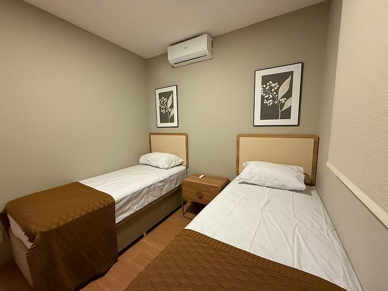 Gleba Luxo – Novíssimo, completo, 2 Quartos c/ Ar